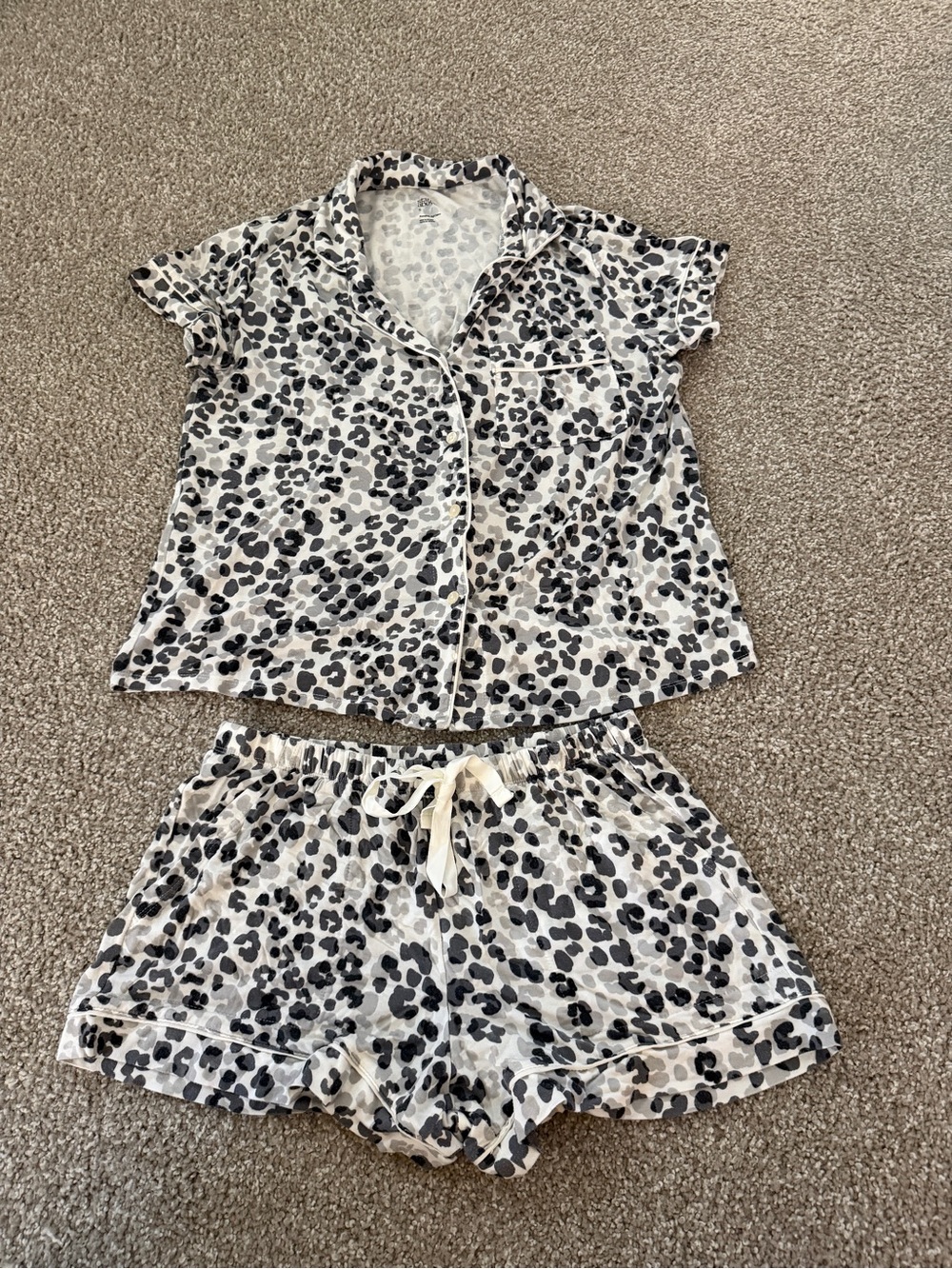 stars above White and Black Leopard Short Sleeve Pajama Set